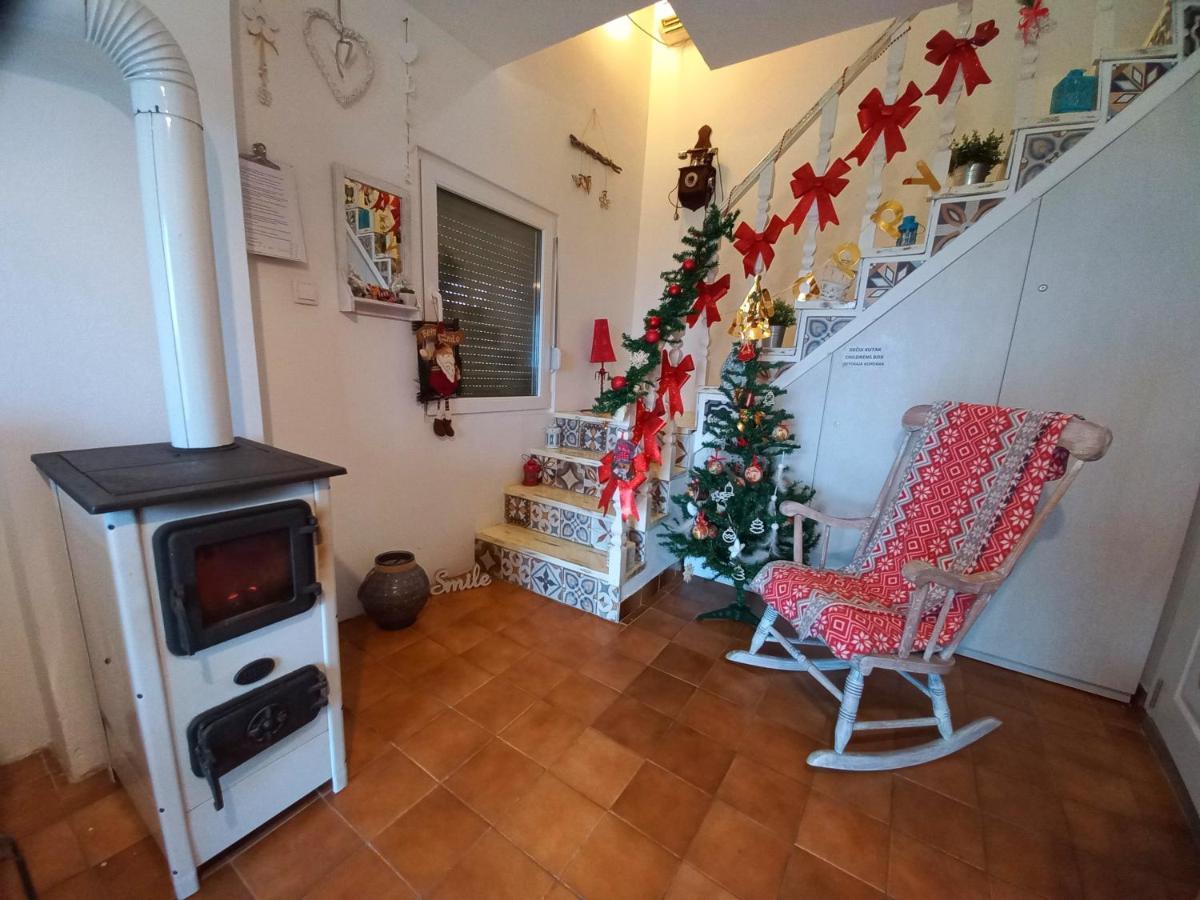 Honey Hill Apartment Fruska Gora Cerevic エクステリア 写真
